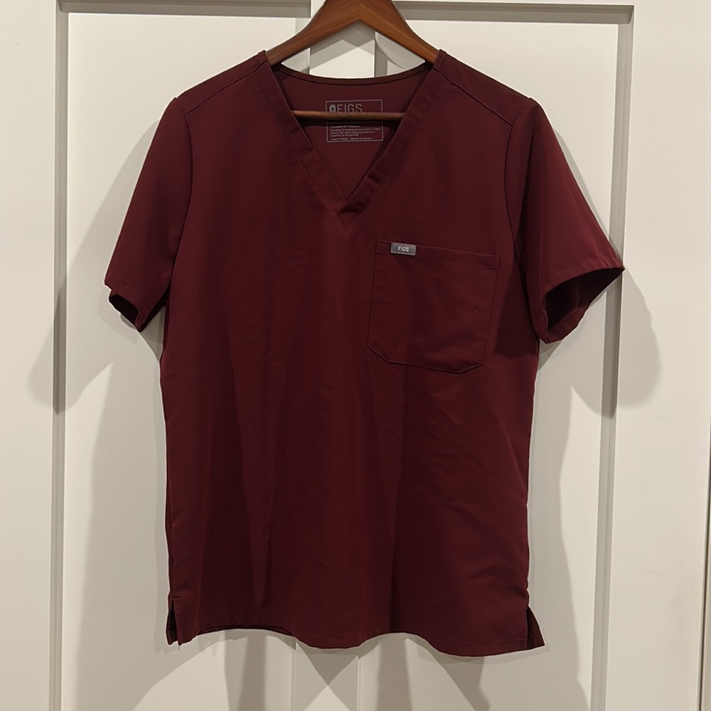 Figs women maroon set Large